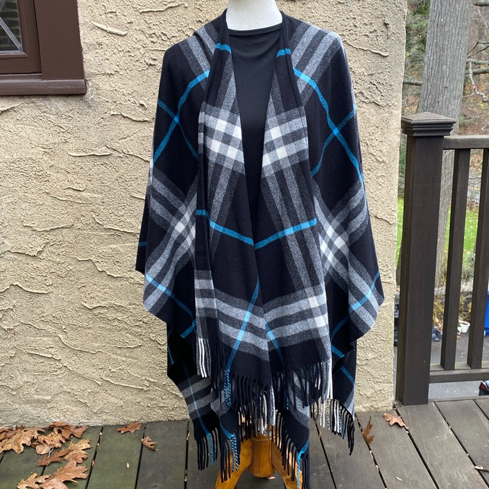 Burberry wrap